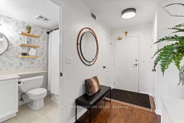 1150 Parkwest Place 207 — photo 2