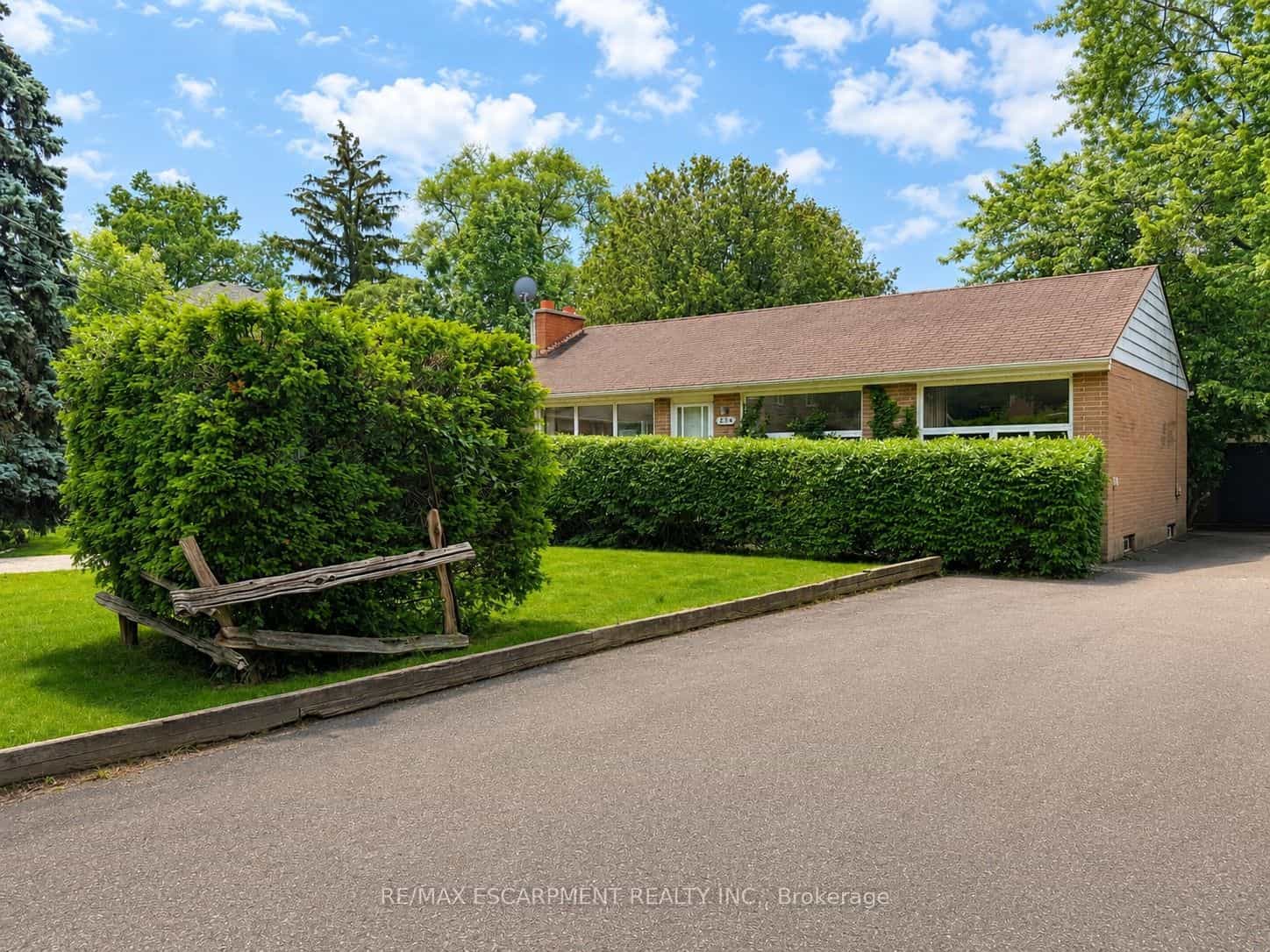 1214 Argreen Road — photo 1