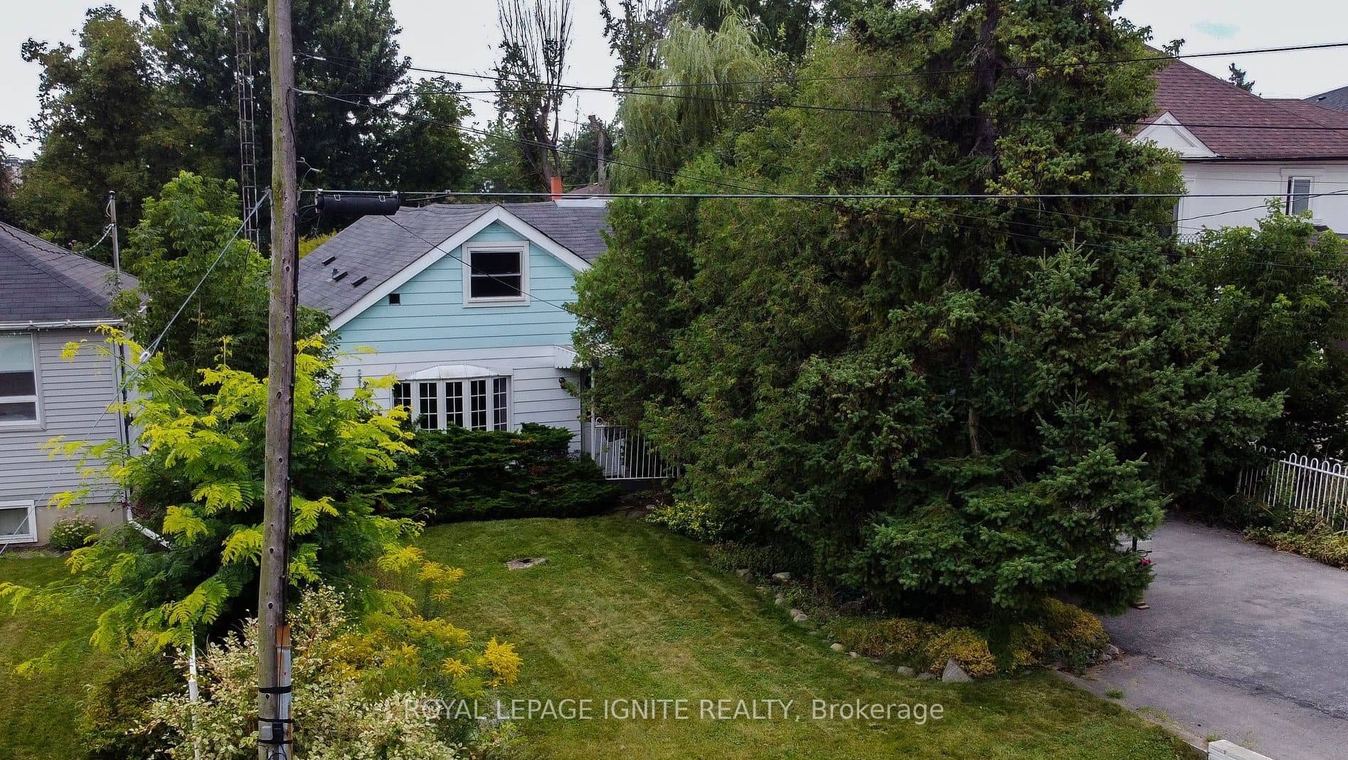 450 Marf Avenue — photo 1