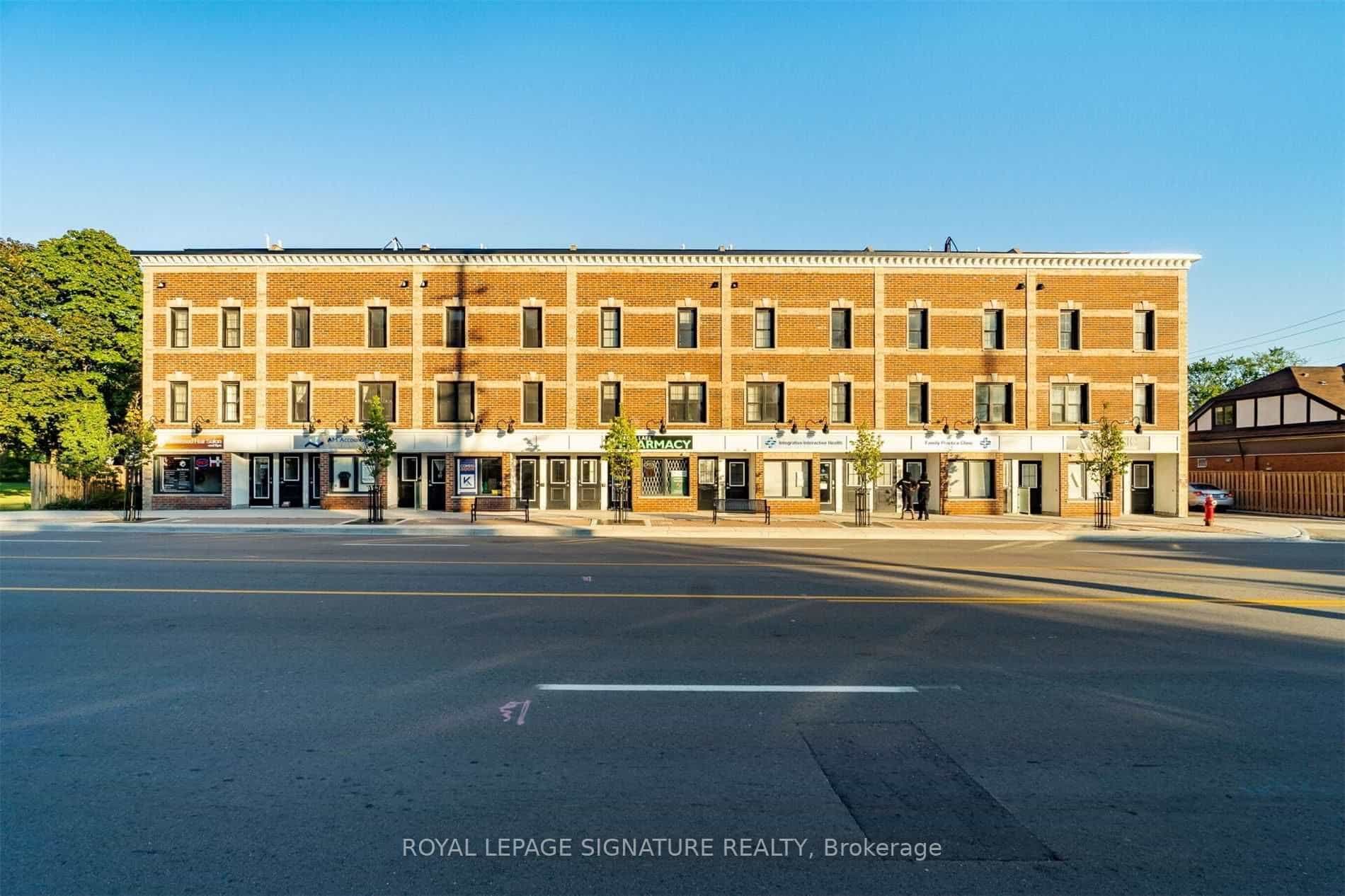 760 Lakeshore Road E 202 — photo 1