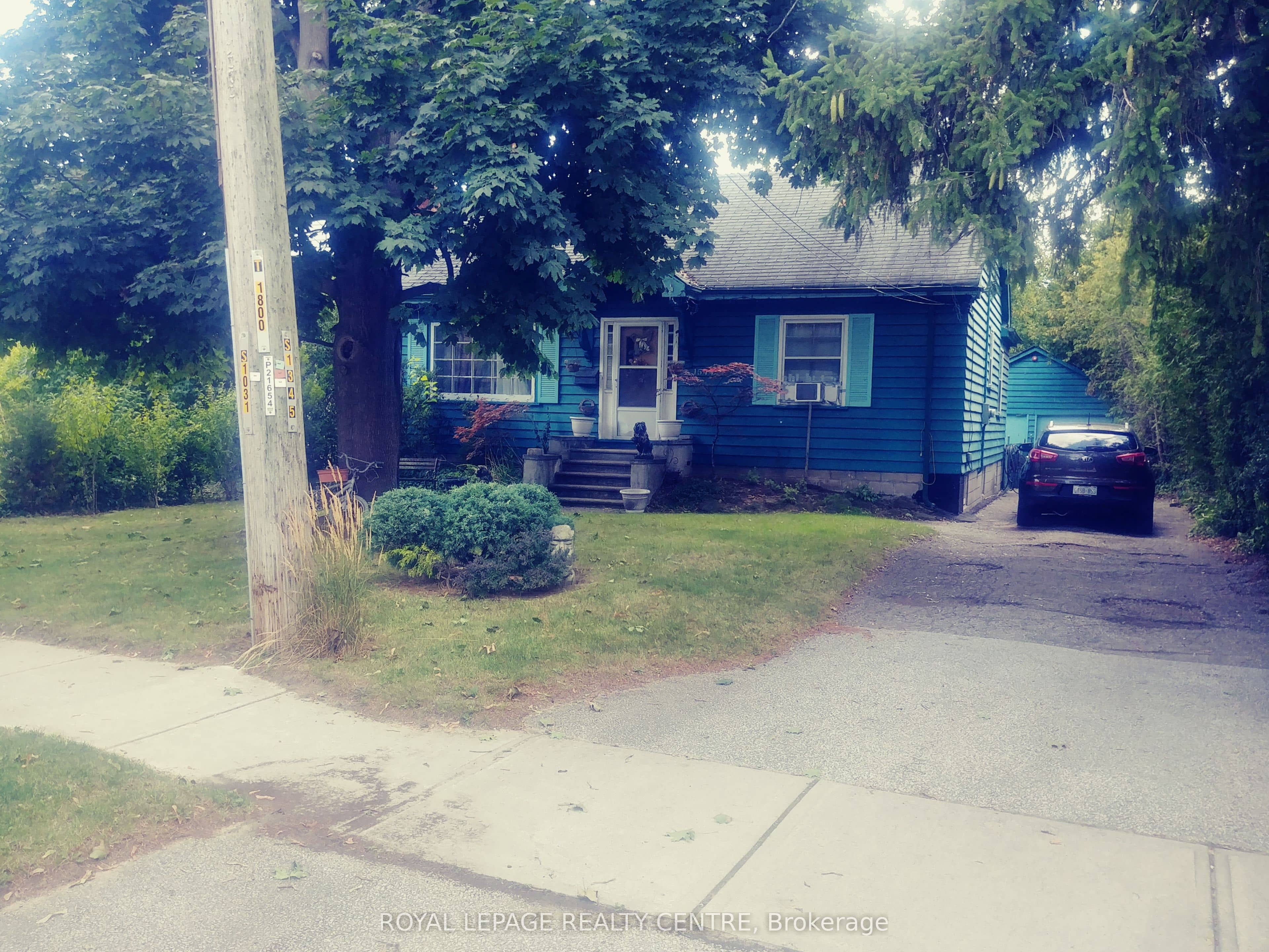 1544 Cawthra Court — photo 1