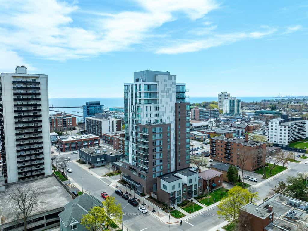 8 Ann Street 401 — photo 2