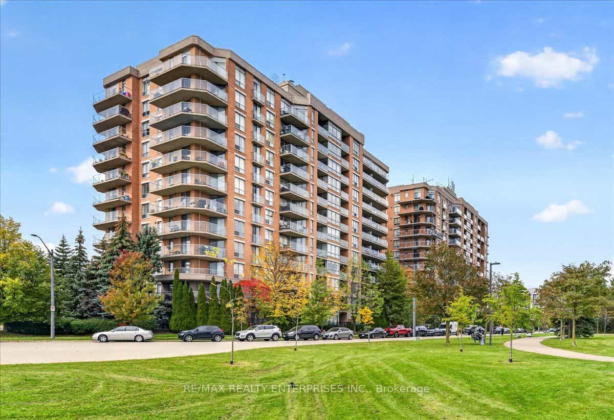 1150 Parkwest Place 403 — photo 2