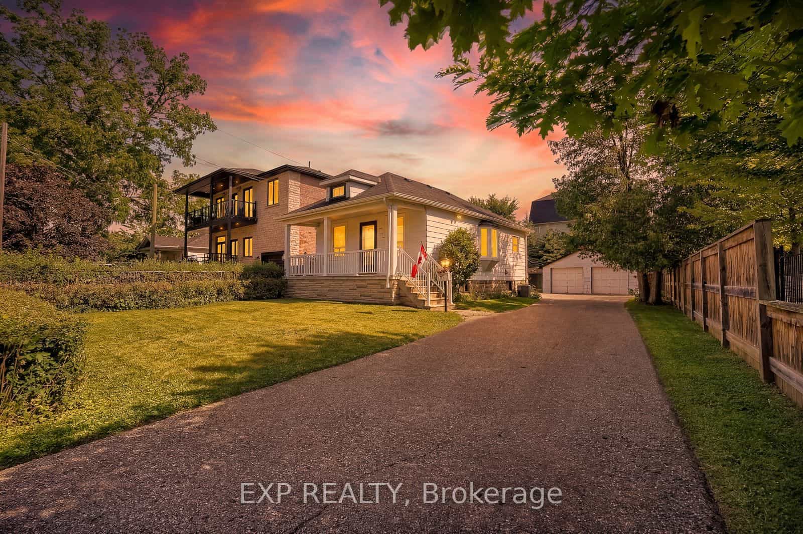 1141 Haig Boulevard — photo 1