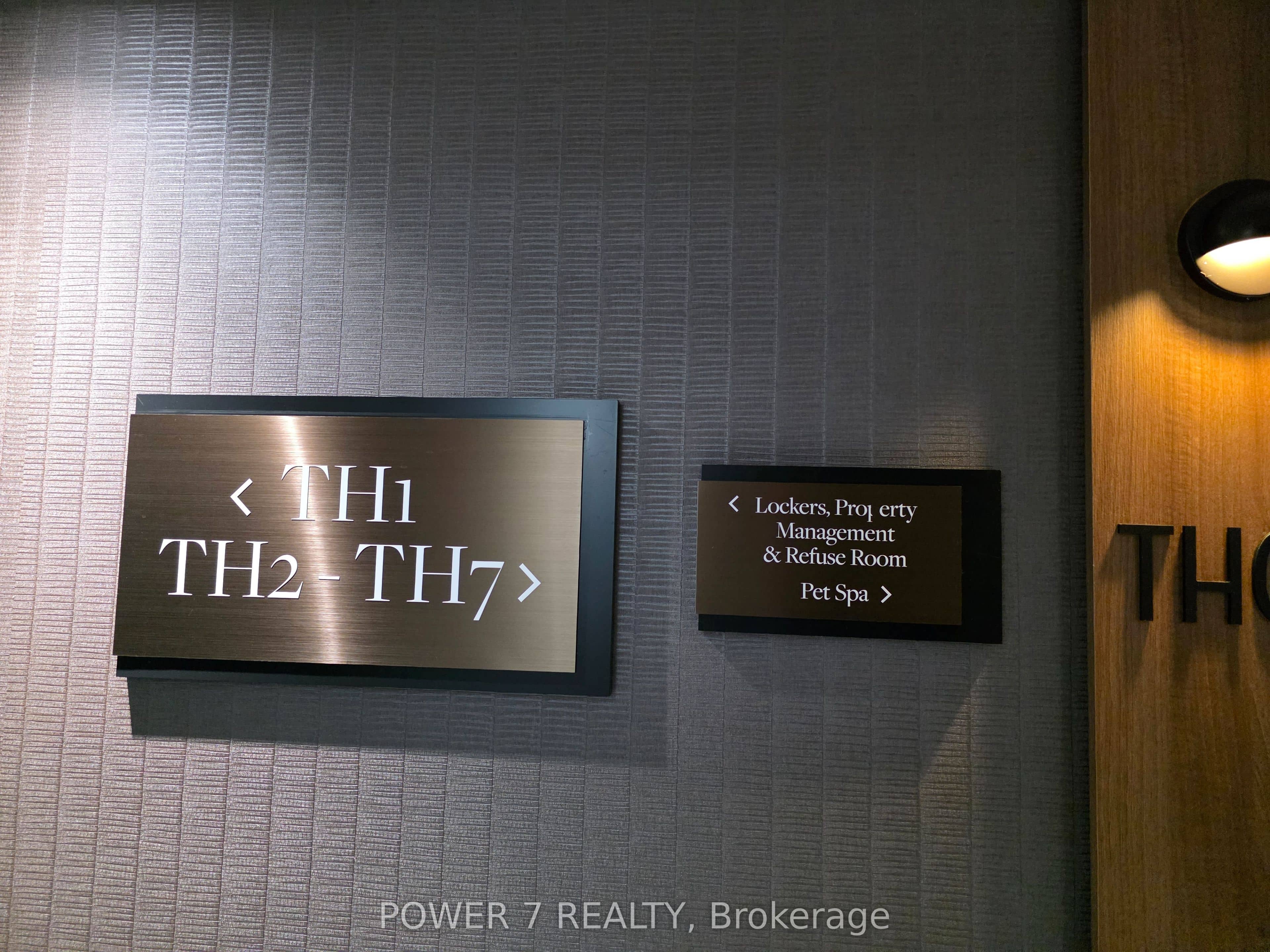 21 Park Street E 49 — photo 1